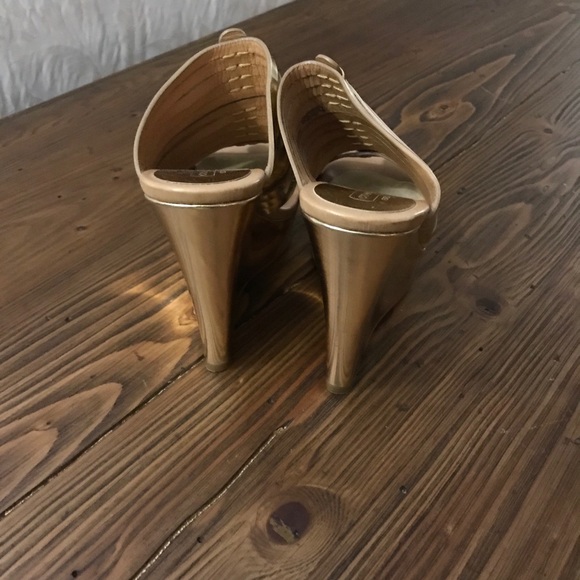 Coach Metallic Gold Wedges - Picture 4 of 5